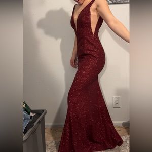Sparkly maroon prom dress
